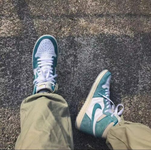 Jordan 1 Retro High OG 'Turbo Green' photo review